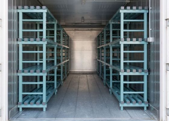 Container Regale mieten & kaufen 5 Container Kühlregal beidseitig installiert